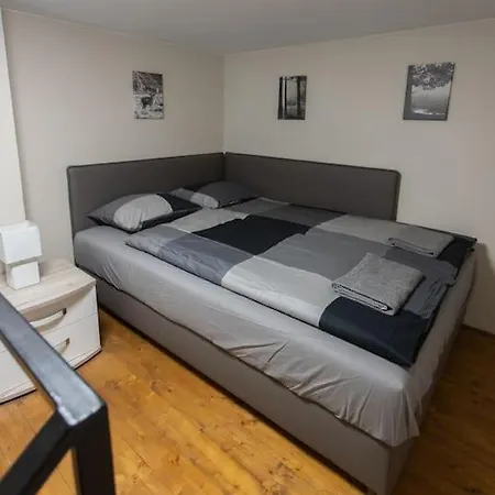 Daire Quiet And Stylish City Park Flat *