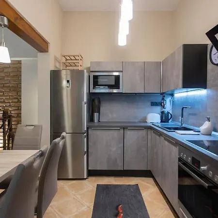 Daire Quiet And Stylish City Park Flat Budapeşte